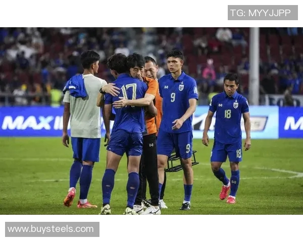 泰国U17足球队精彩对决引发热议赛场表现备受关注 泰国U17足球队精彩对决引发热议赛场表现备受关注