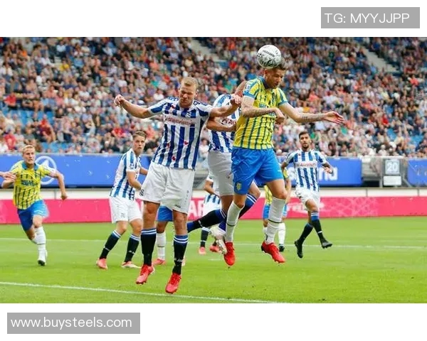 福图纳西与格拉夫的精彩对决揭示了足球战术的深度与魅力 福图纳西与格拉夫的精彩对决揭示了足球战术的深度与魅力