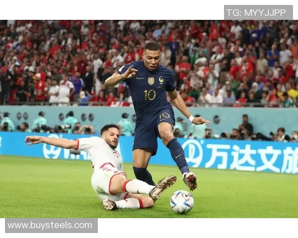 2016欧洲杯决赛精彩回顾央视网全程直播盛况与精彩瞬间分析